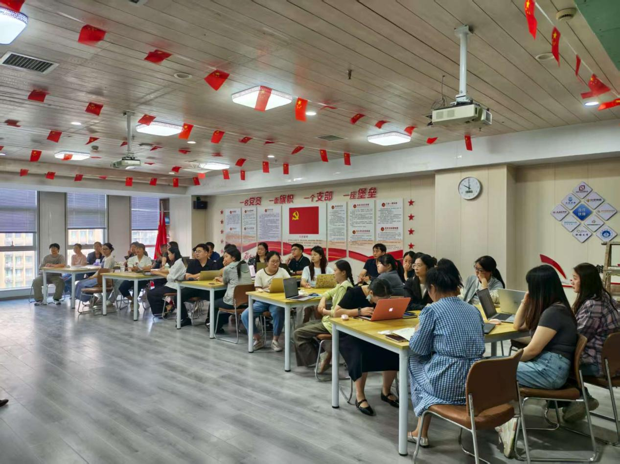 探索智能工具,赋能职场未来|《AI助力高效技能提升》 培训圆满落幕